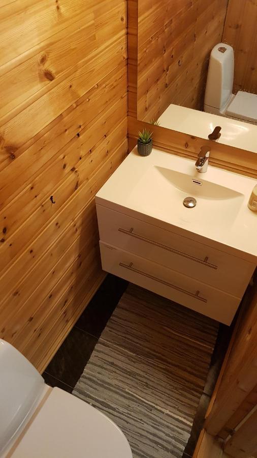 One-Room Cabin Without Shower Time Exterior photo